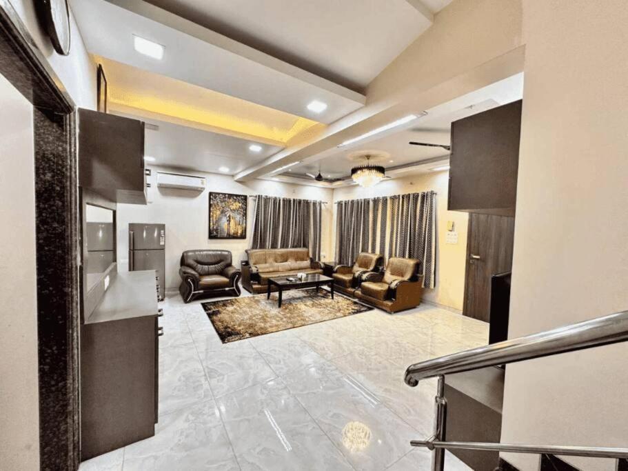 Leisure Villa Khandala  Ngoại thất bức ảnh